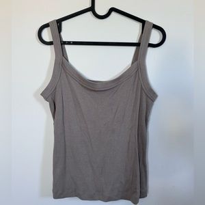 Dynamite crop tank